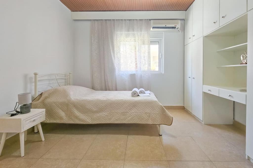 Ntina's Apartment *
